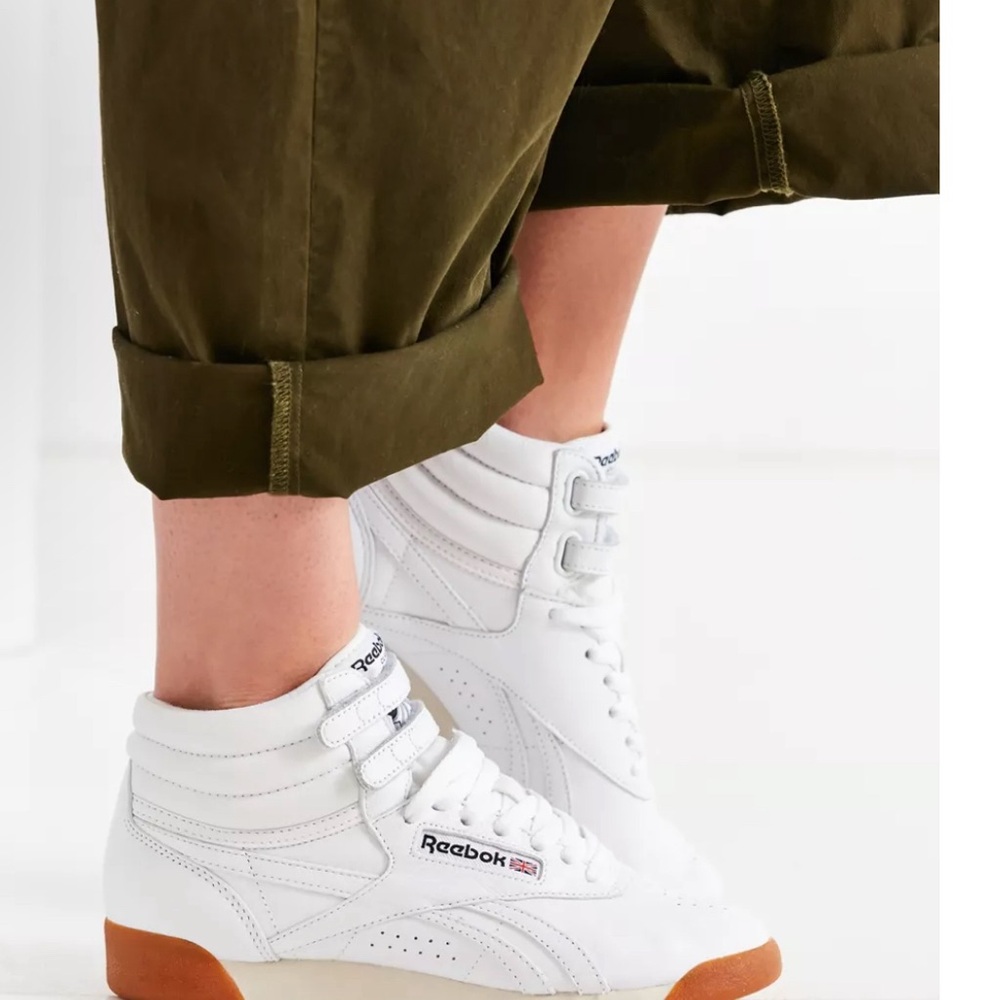 ♠️SOLD♠️ Reebok Freestyle Hi 5411 LTD Retro High-Top Sneaker White Navy - Picture 2 of 5